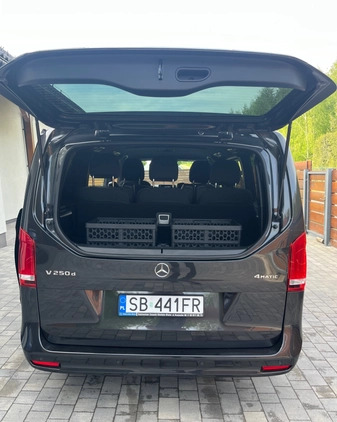 Mercedes-Benz Klasa V cena 395000 przebieg: 8000, rok produkcji 2023 z Biała małe 631